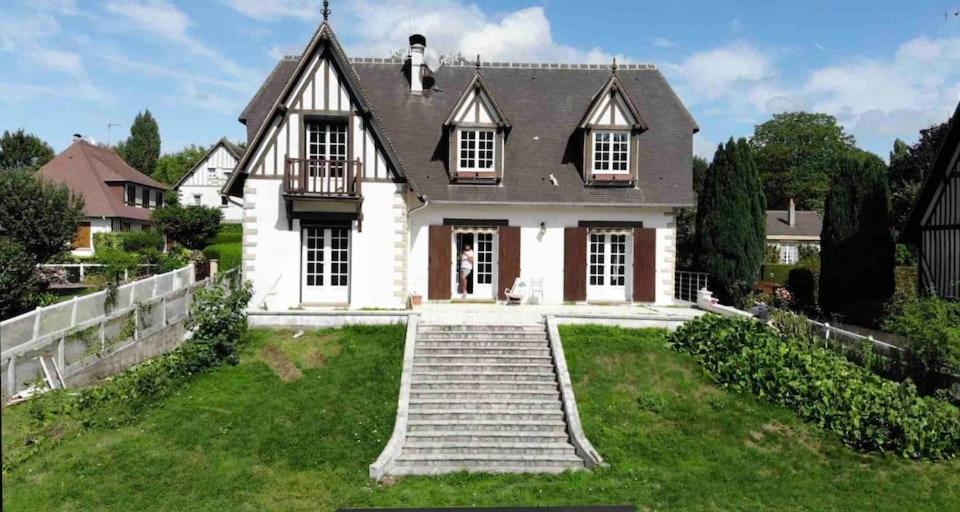 Villa Bonaparte Touques Εξωτερικό φωτογραφία